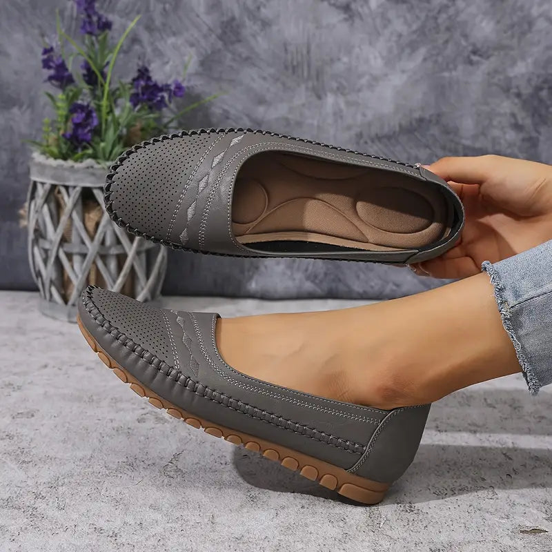 Orthopedic leather shoes